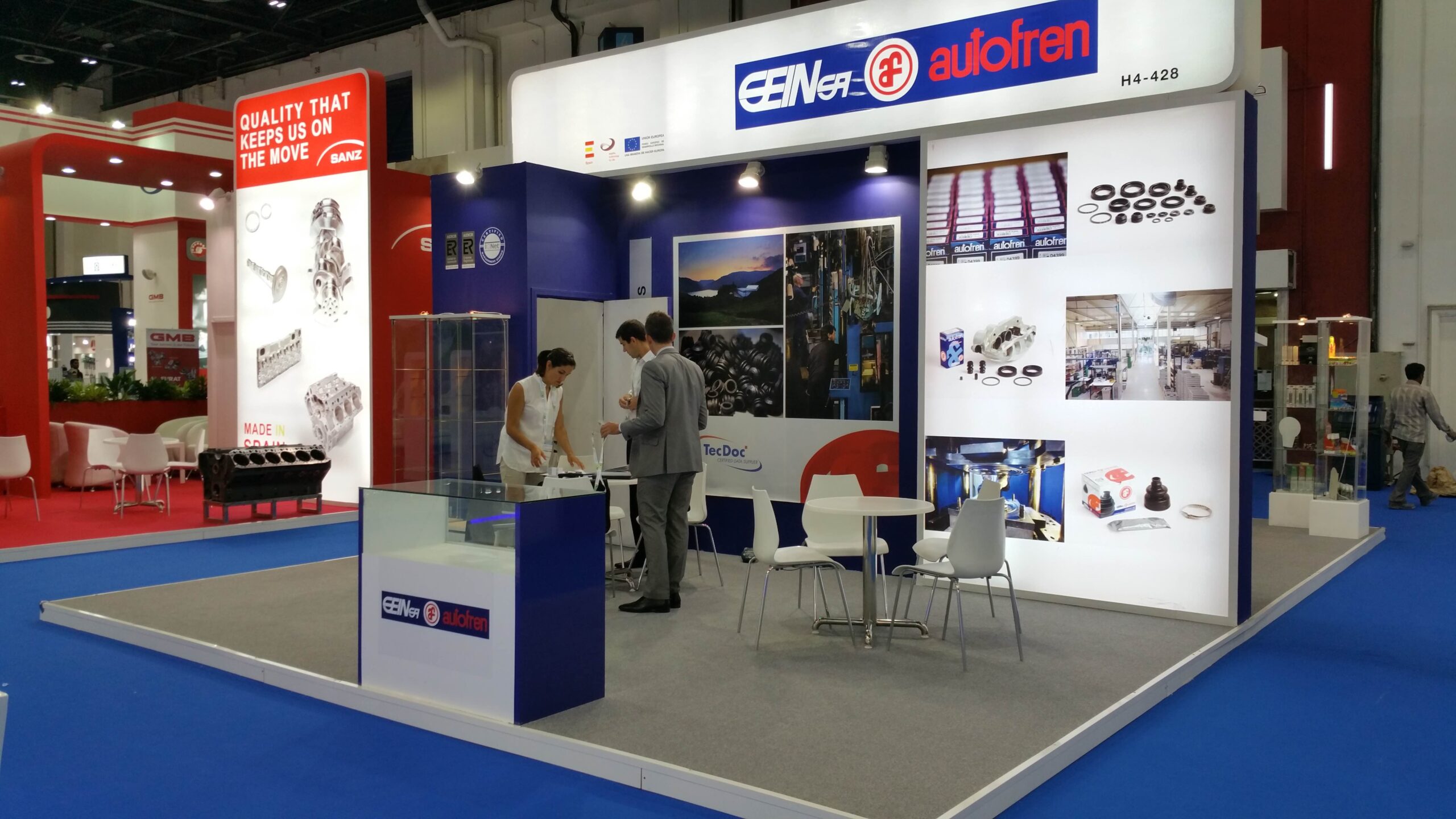 stand con caja de luz_1_11zon